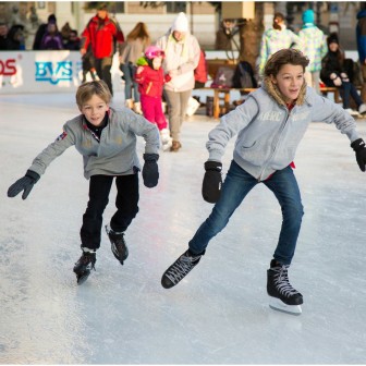 ice-skating-235547_1920.jpg