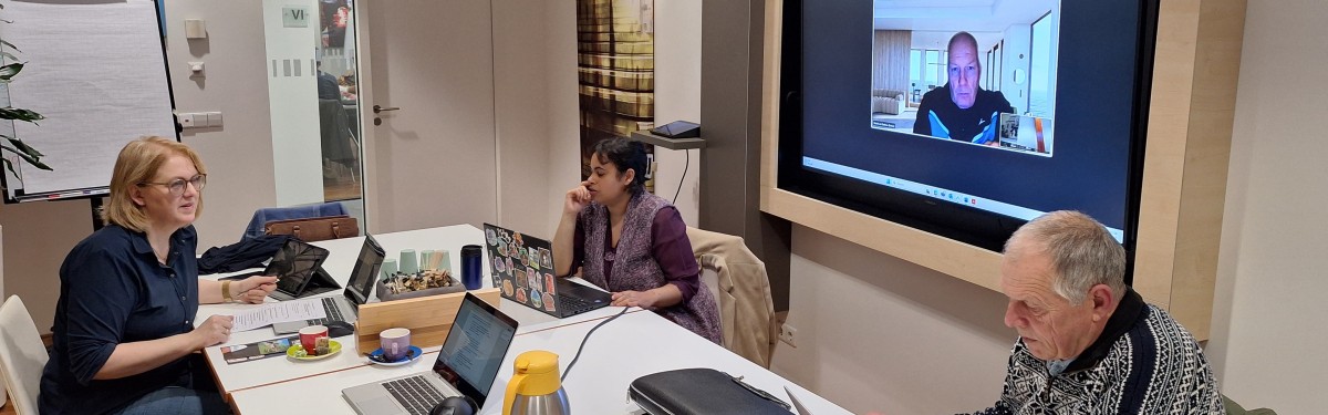 foto fractievergadering.jpeg